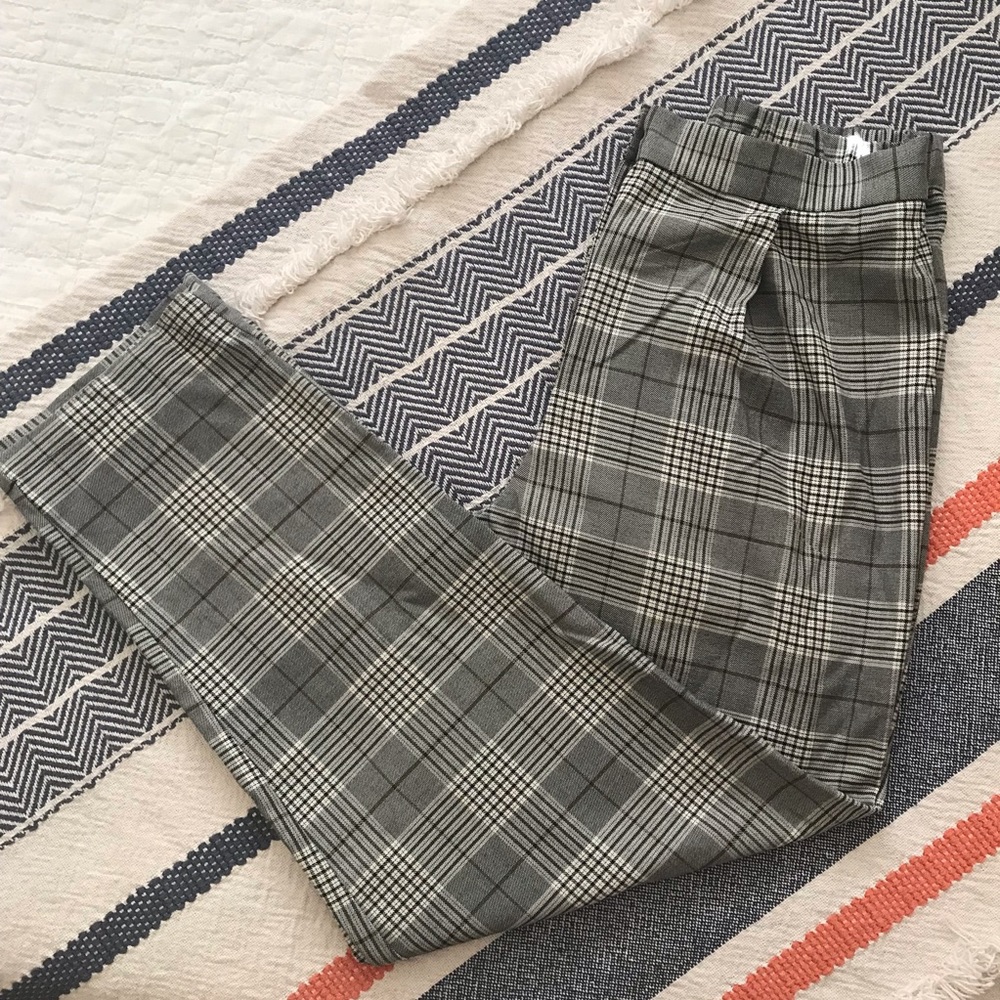 H&M Tapered Leg Pants